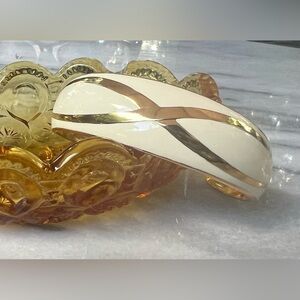 Vintage Avon Cream and Goldtone Enamel Bracelet, Size 6.5”, Super Condition!